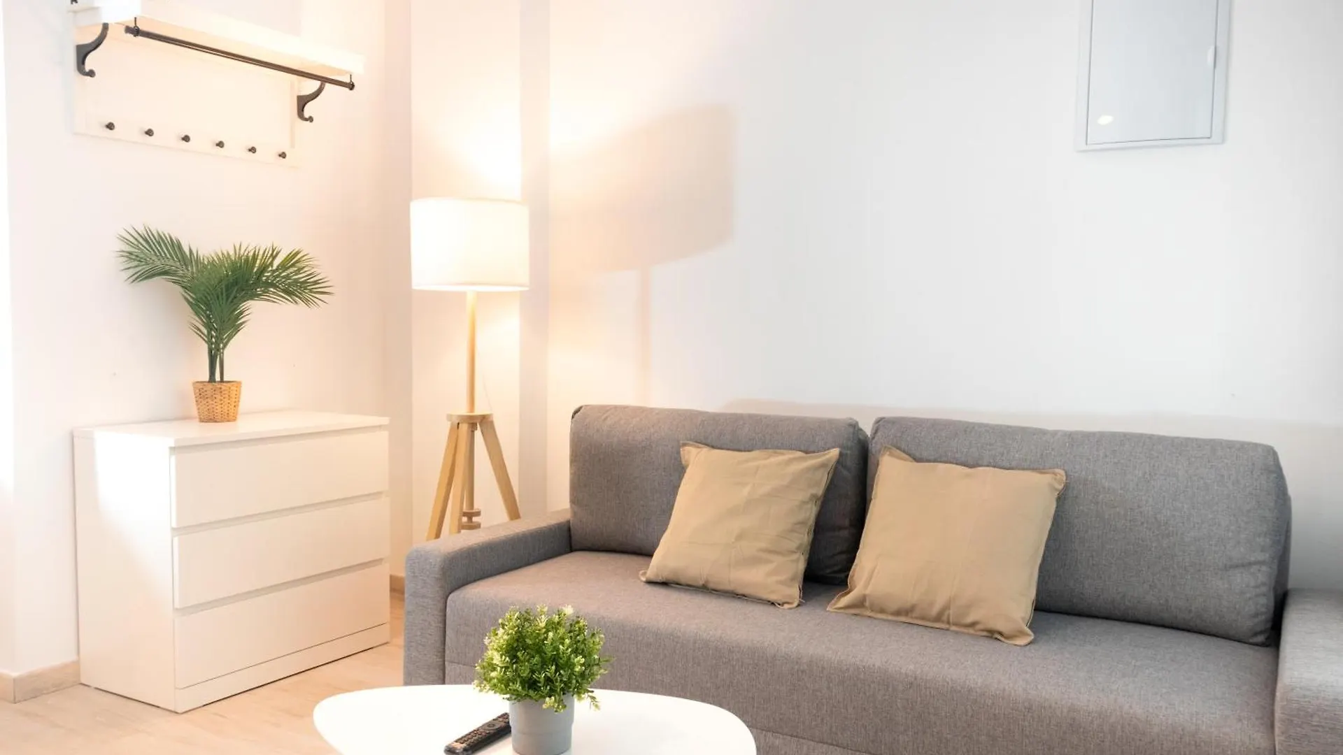Estudio Con Jacuzzi Privado En El Barrio De Triana Seville